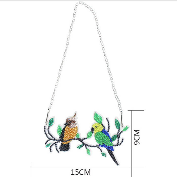 Набор для создания  подвесного панно "Попугаи" из страз   